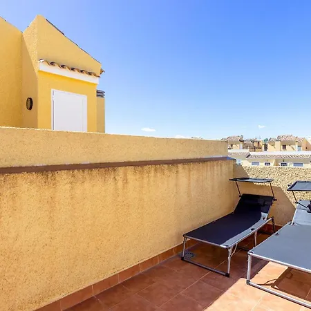 Pet Friendly In With Wifi Holiday home Santa Pola