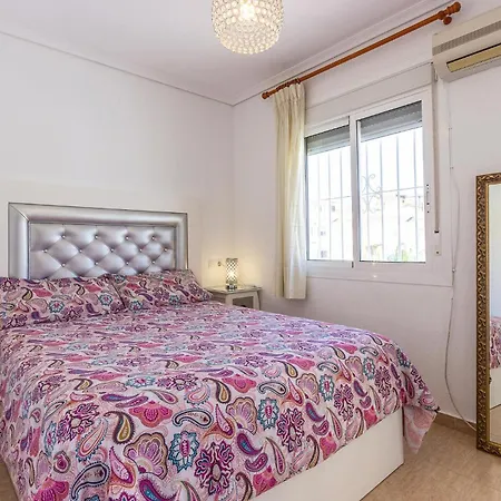 Pet Friendly In With Wifi Сasa de vacaciones *